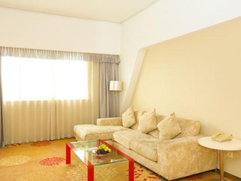 Ramada Plaza By Wyndham Hangzhou Riverside Esterno foto